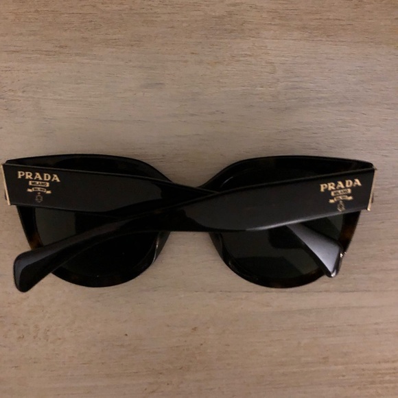 Prada Accessories - Prada Sunglasses ✨